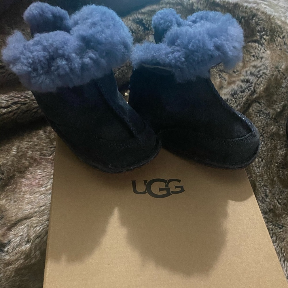 Baby Uggs (Authentic)